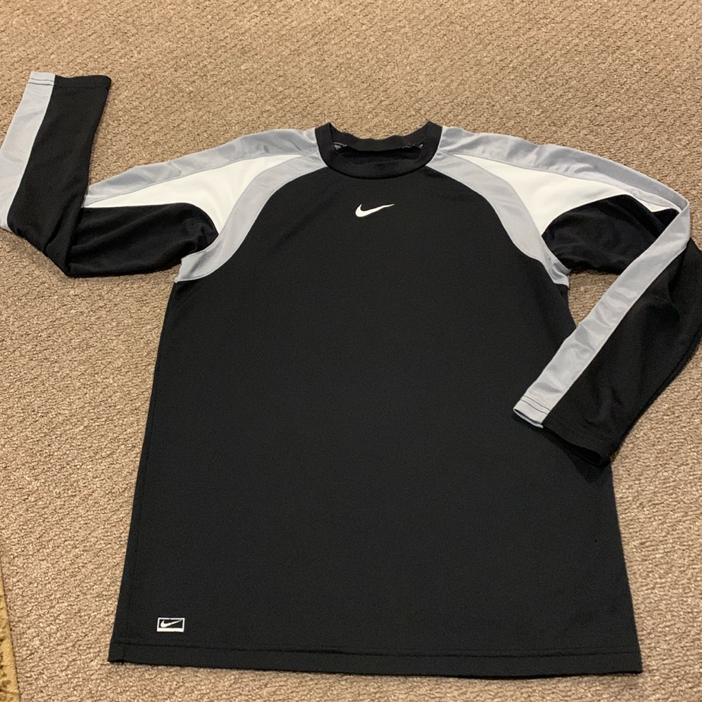 5/$25nike Performance